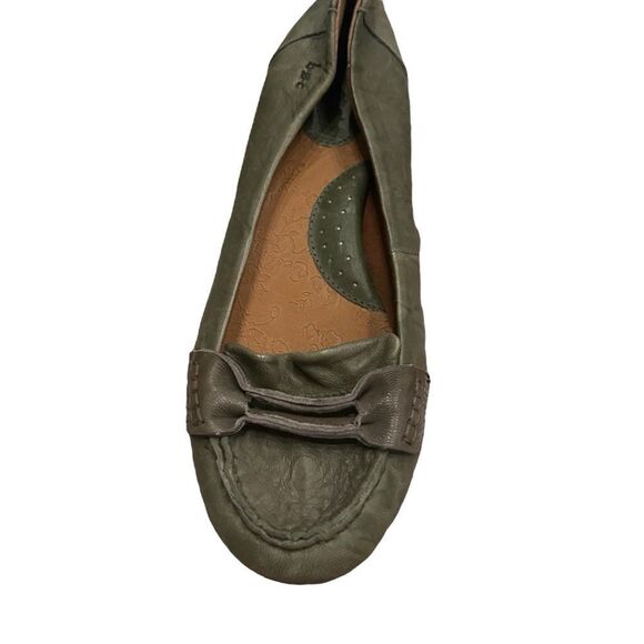 Born BOC green ruffle detail flats size 9 - Picture 2 of 8